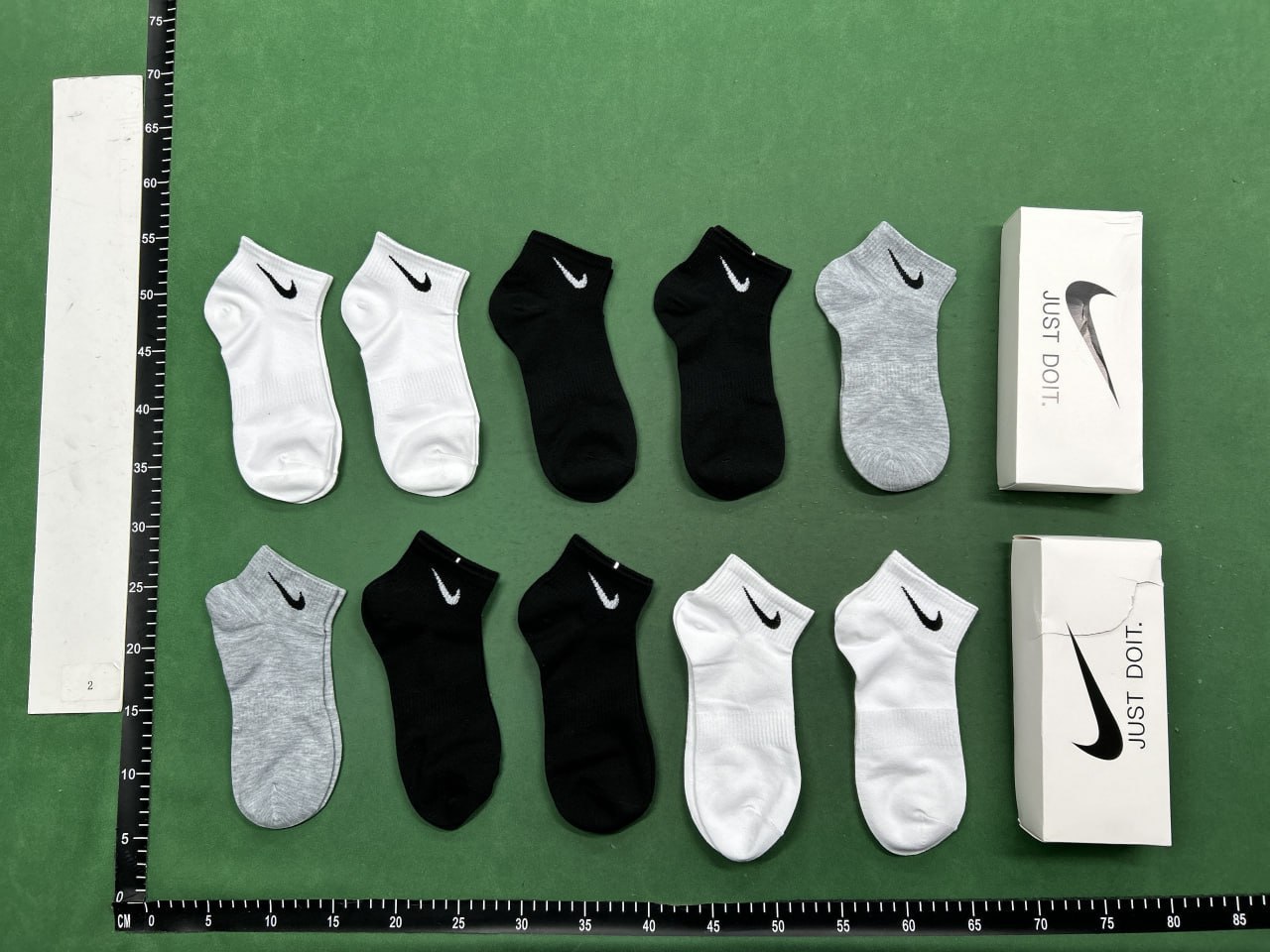 Nike  Socks