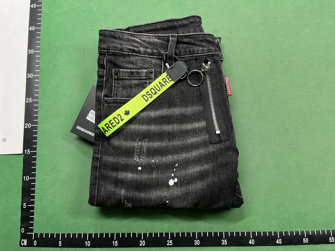 DSQUARED2 JEANS