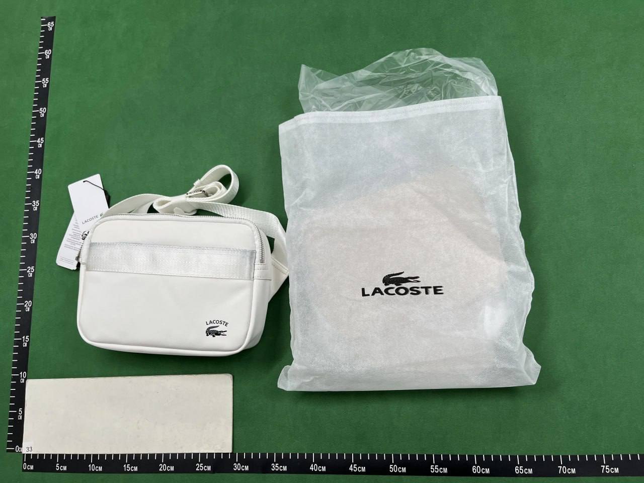  Lacoste bag