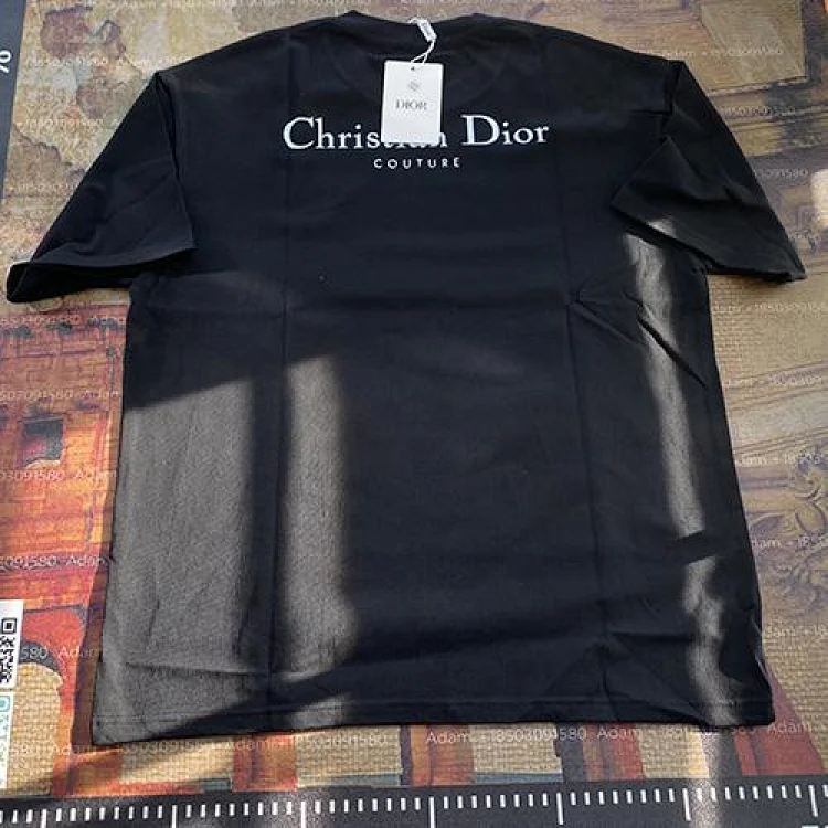 DIOR T-shirt