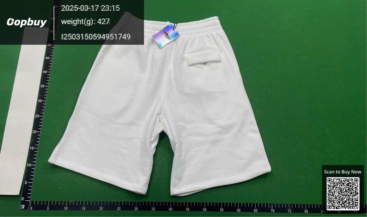 Corteiz shorts (30+)