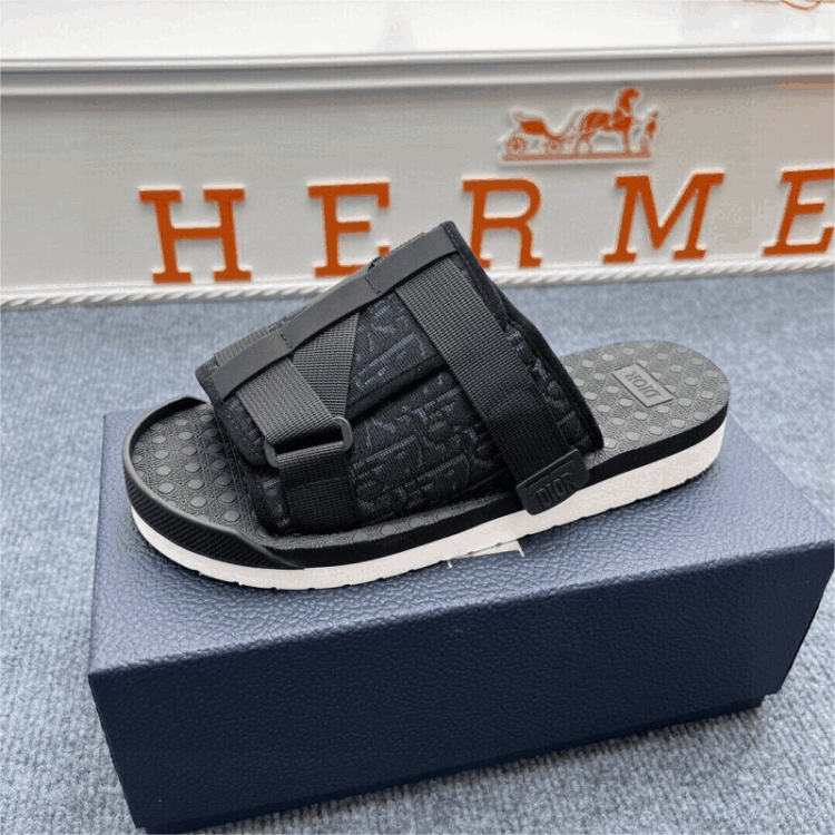 Dior Slide