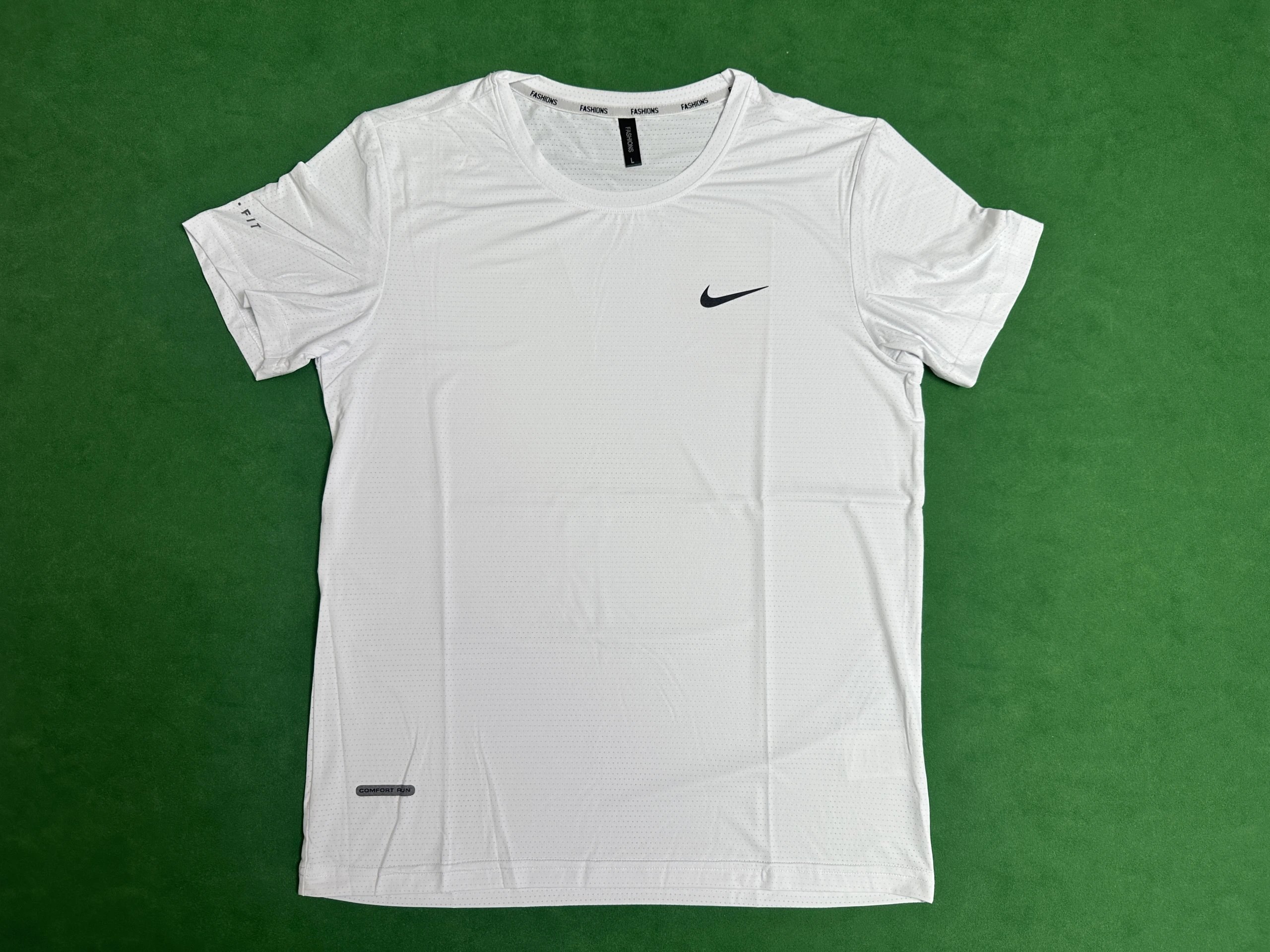 Nike/Under Armor short T-shirt 
