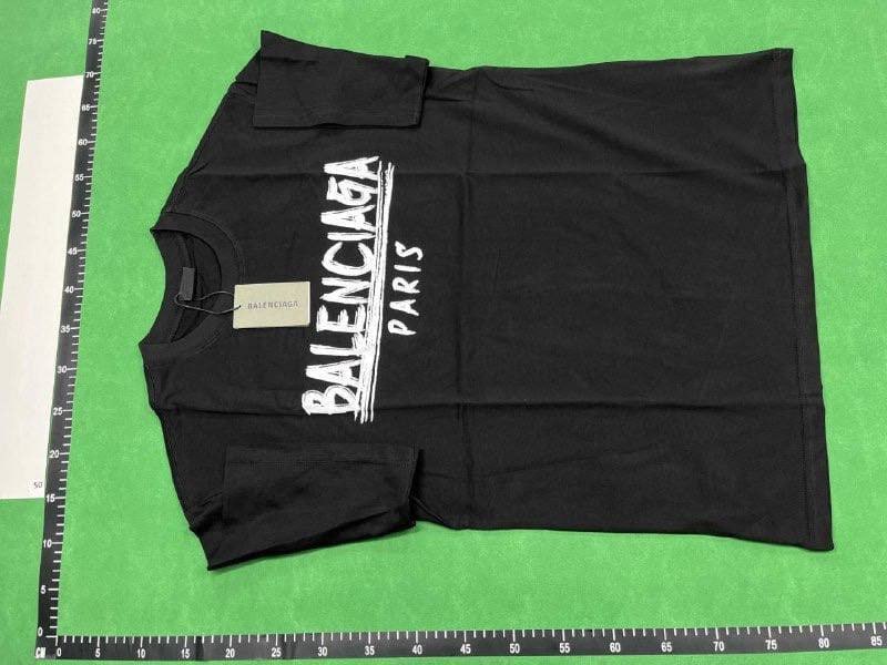 Balenciaga  t-shirt