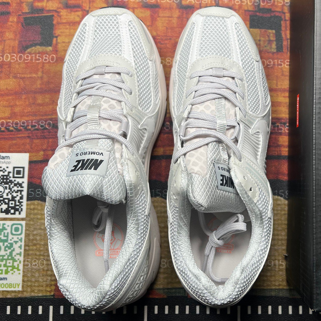 NIKE AIR ZOOM VOMERO 5