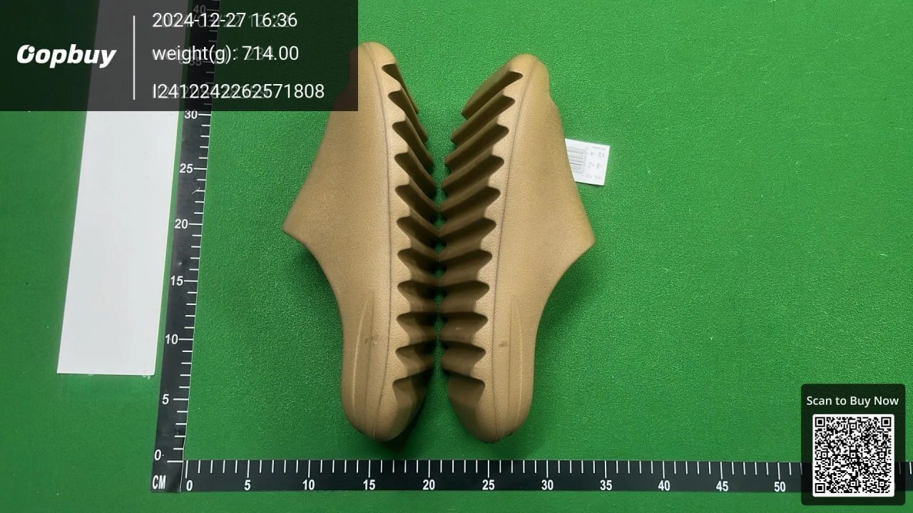 Yeezy Slide （30+）