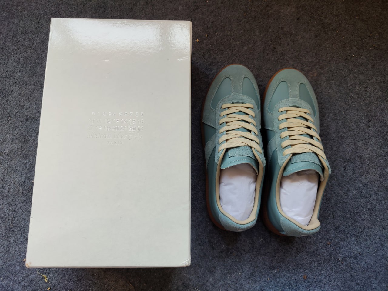 MM6 small white shoes