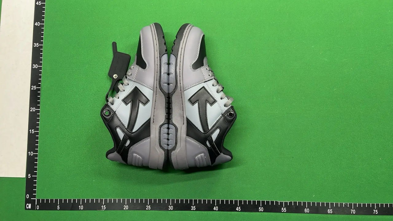  Off-White Out Of Office 