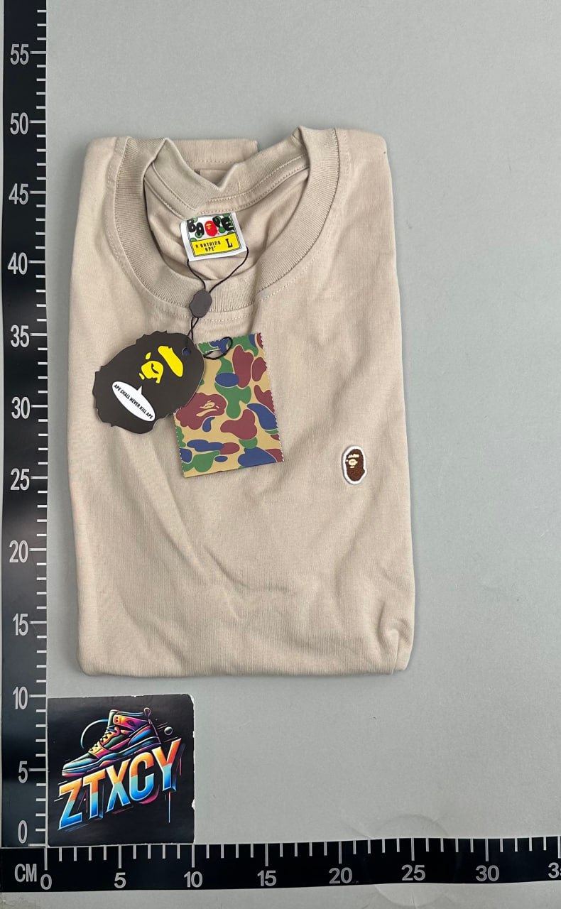BAPE  T-shirt