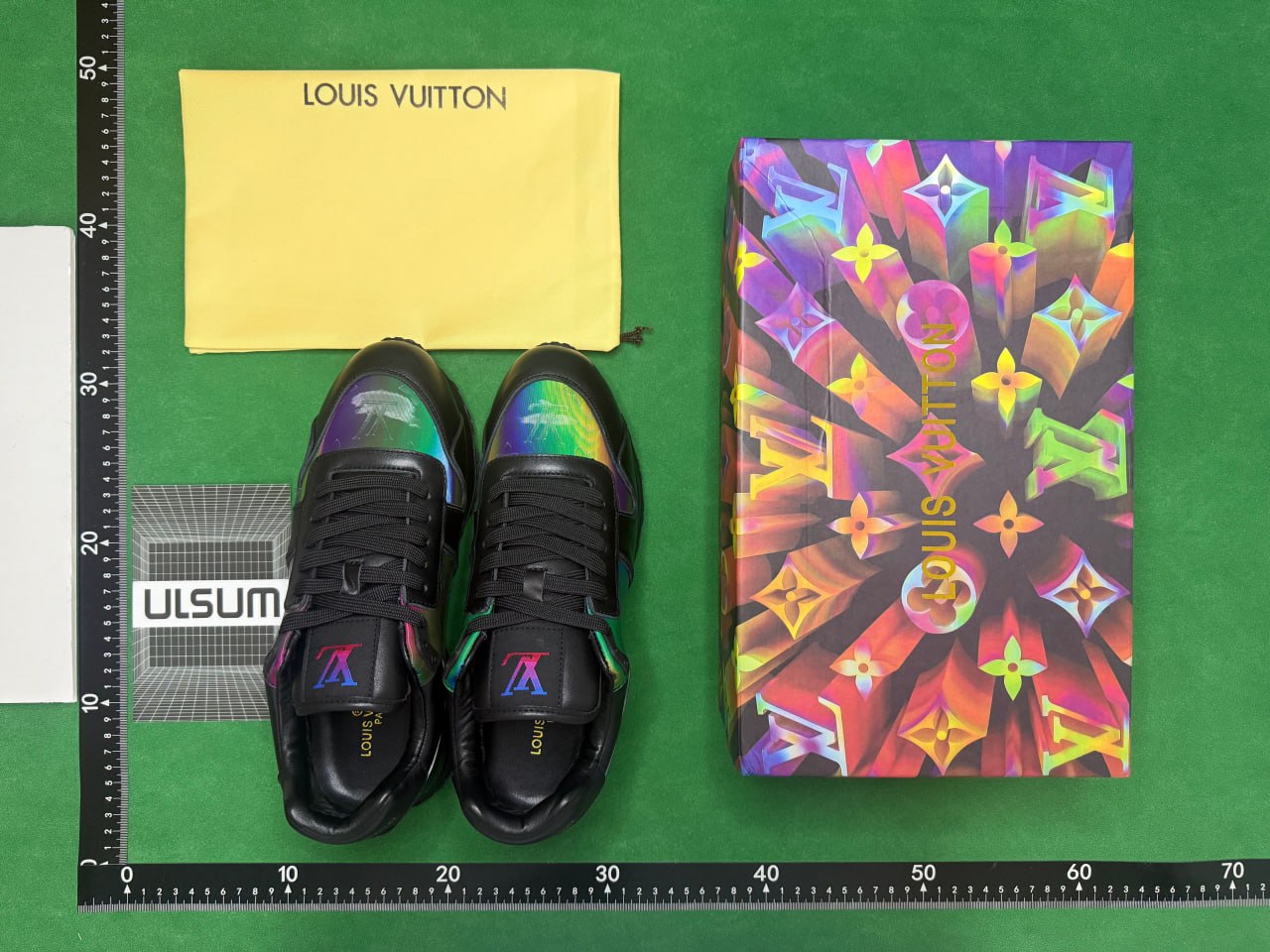 Louis vuitton run away shoes color change