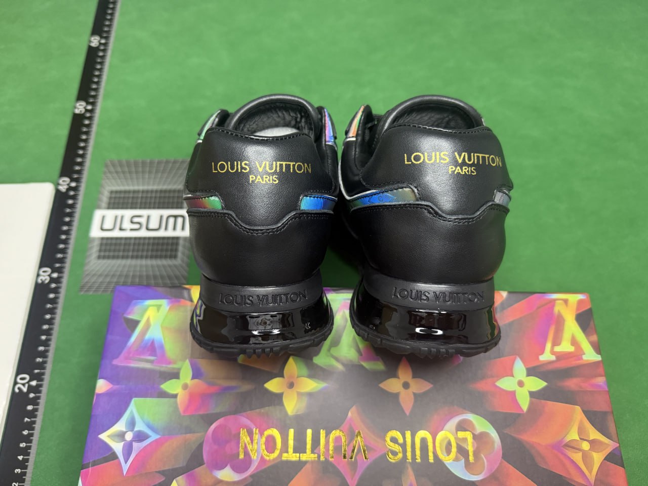 Louis vuitton run away shoes color change