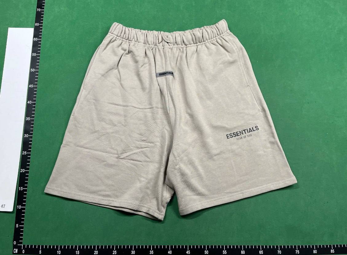 ESSENTIALS SHORTS