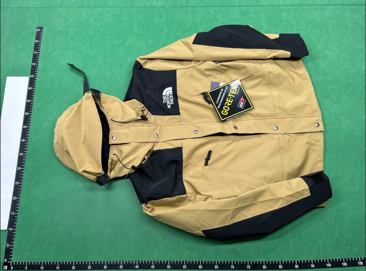  THE NORTH FACE Jacket