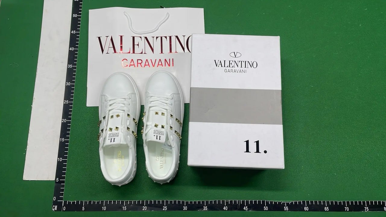VALENTINO Rivet Casual Shoes