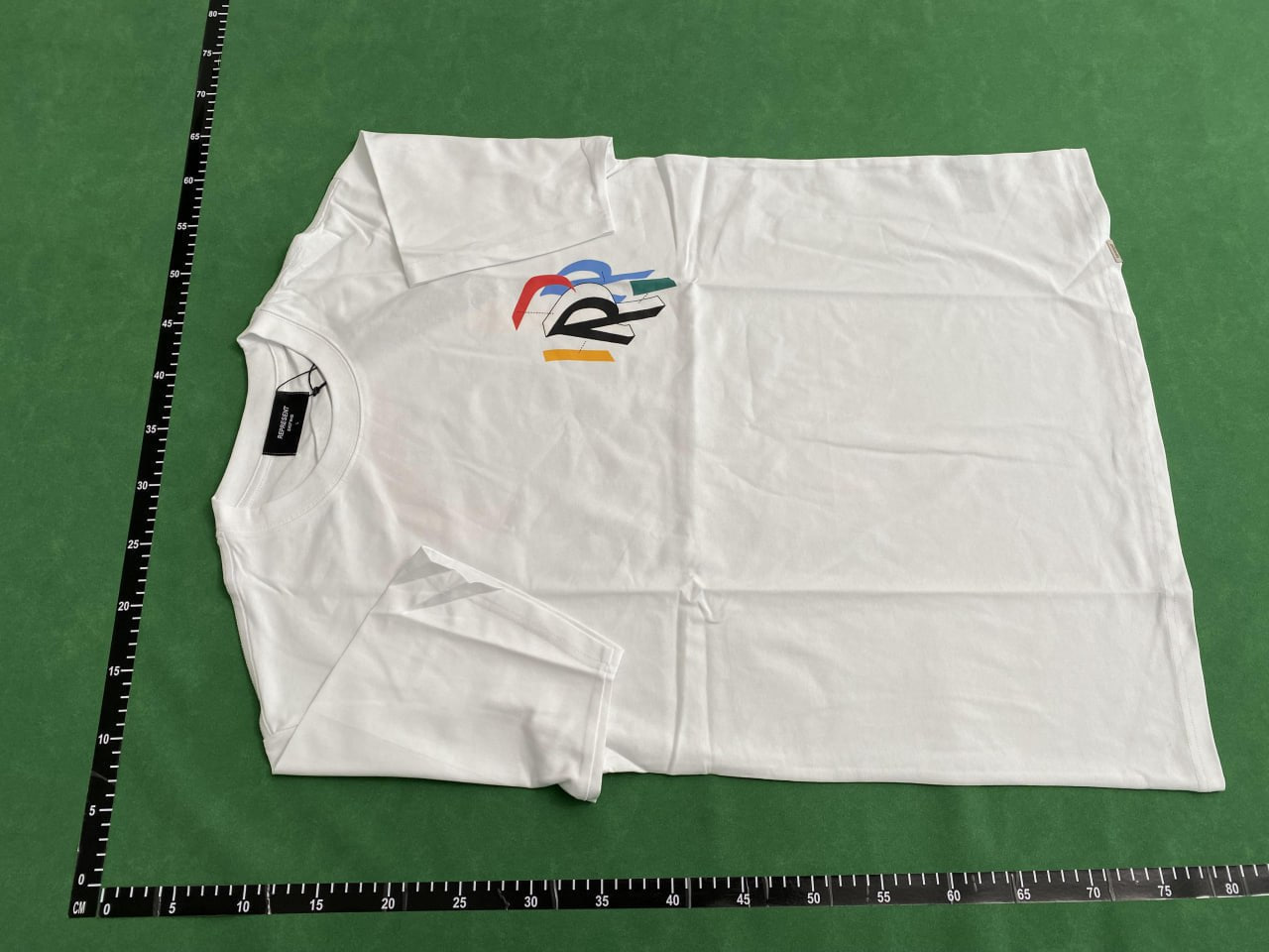 Represent T-shirt  (40 CP)