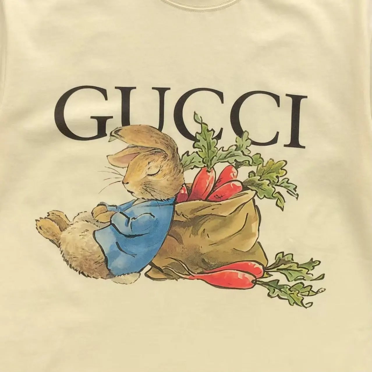 Gucci  T-shirt