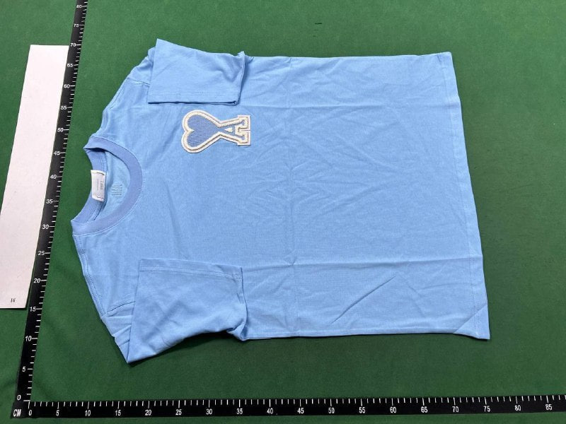 Ami tee    (25 CP)