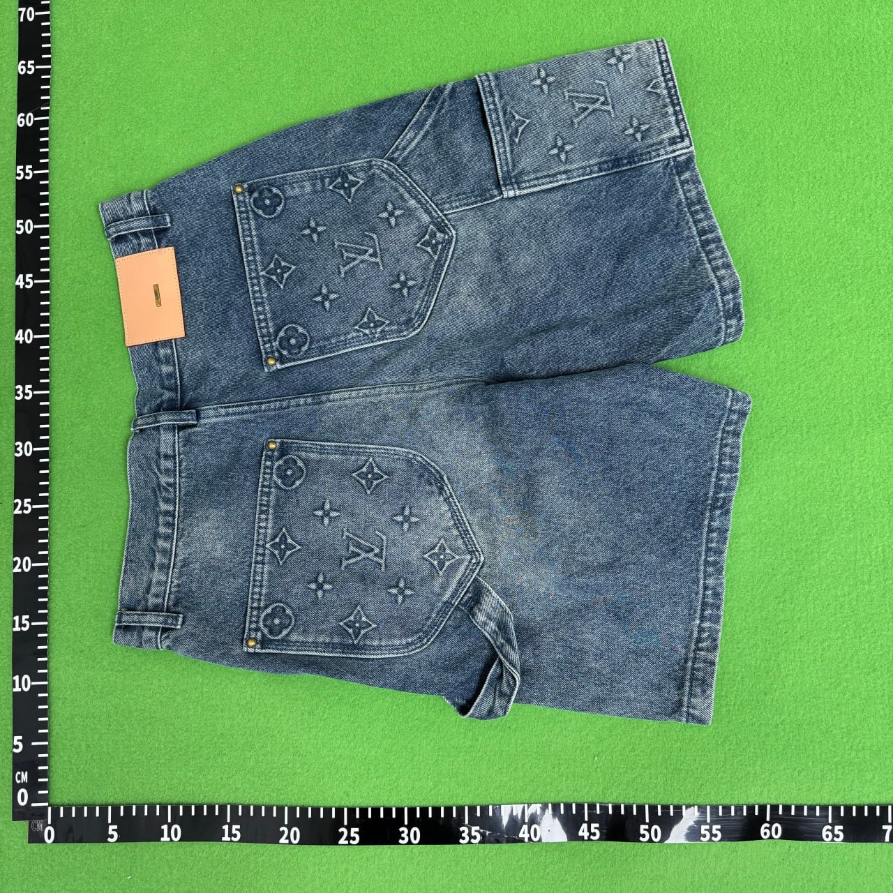  Louis Vuitton Carpenter Pants shorts/High quality