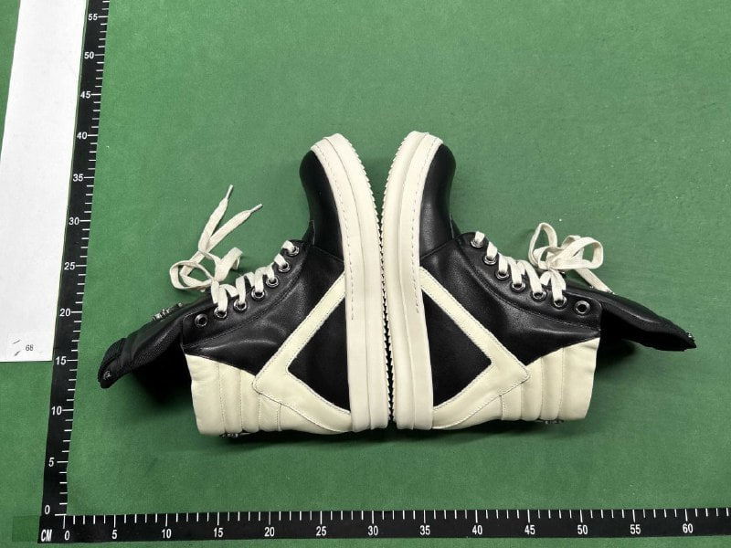 Rick on shoes  40 CP