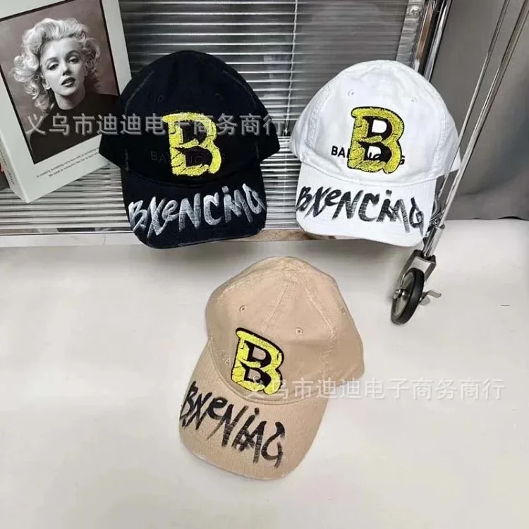 Balenciaga hat（3 Sty