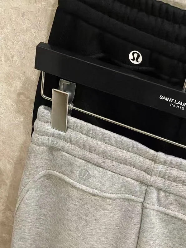 LULU sweatpants