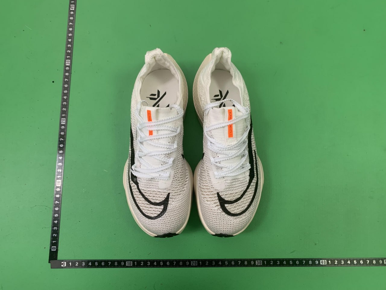 NIKE AIR ZOOM ALPHAFLY NEXT  2