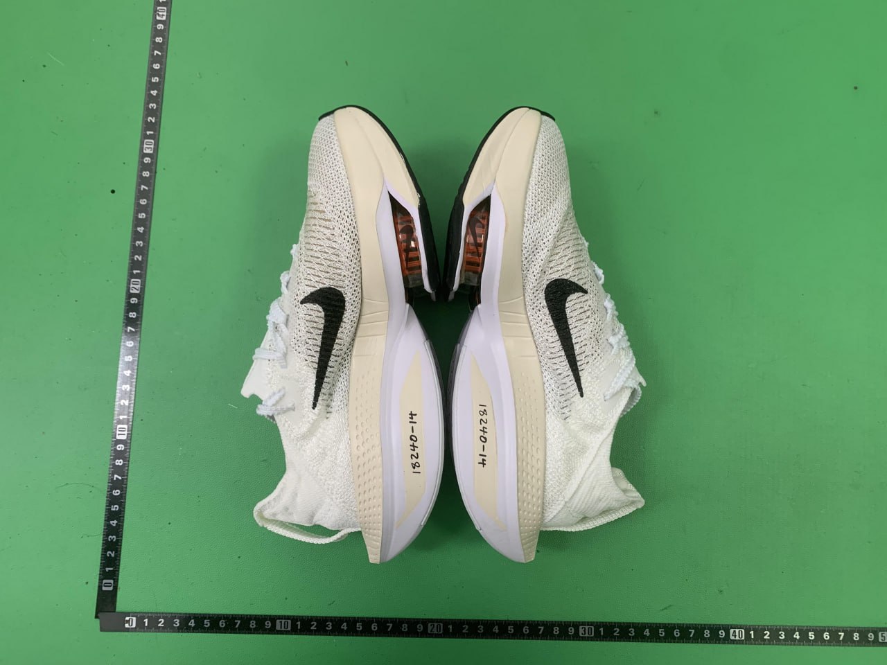 NIKE AIR ZOOM ALPHAFLY NEXT  2