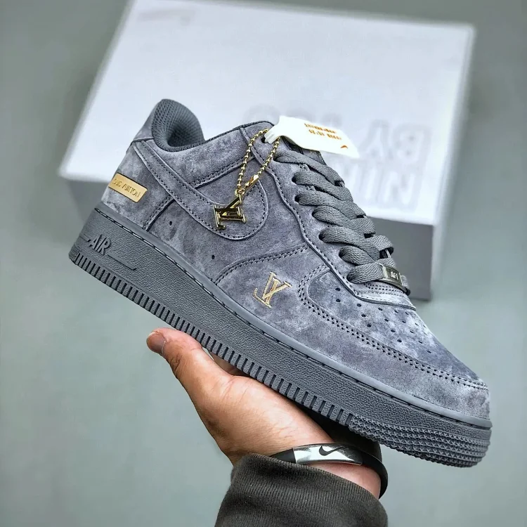 Nike Louis Vuitton L