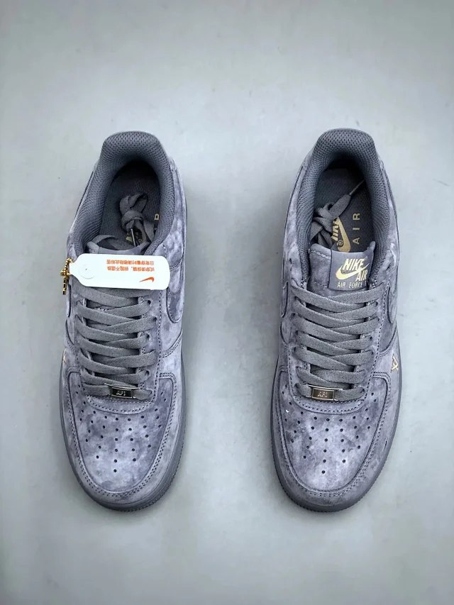 Nike Louis Vuitton LV Gray suede low-top casual sports shoes