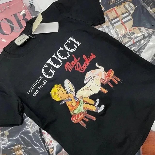 GUCCI Fashionable short-sleeved T-shirt tops with various prints