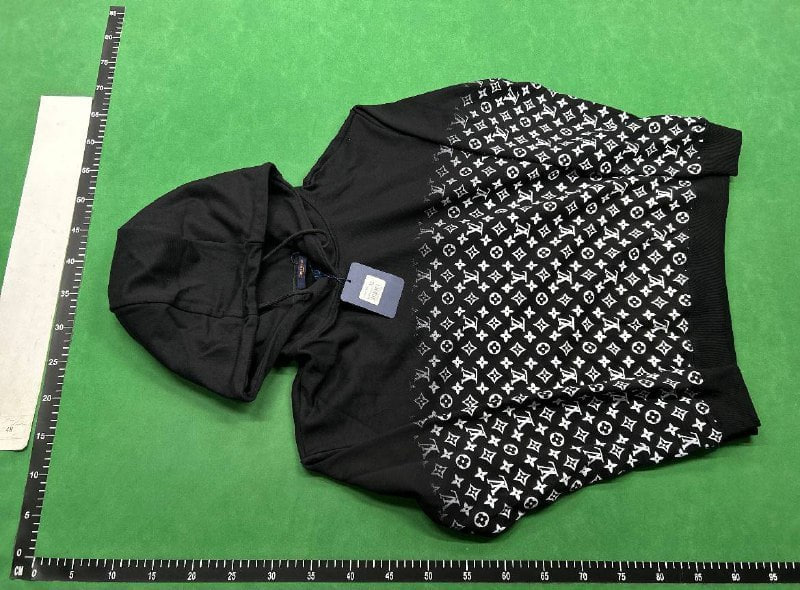 Stylish and versatile hoodie