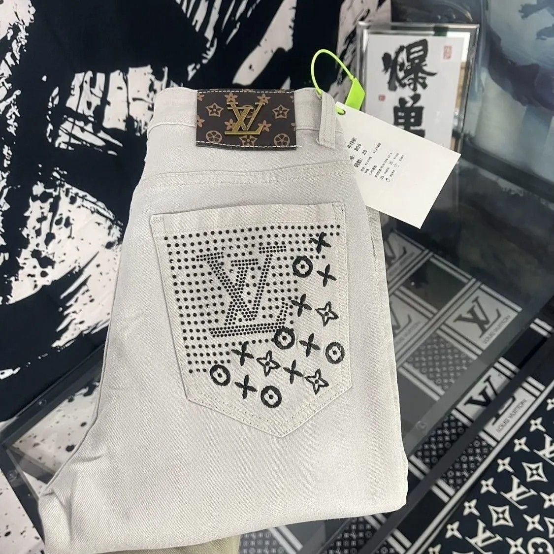 LV Golden Classic Jeans