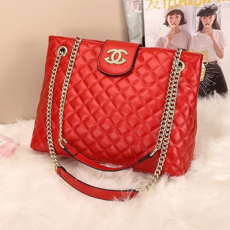Chanel Fashion Bag 